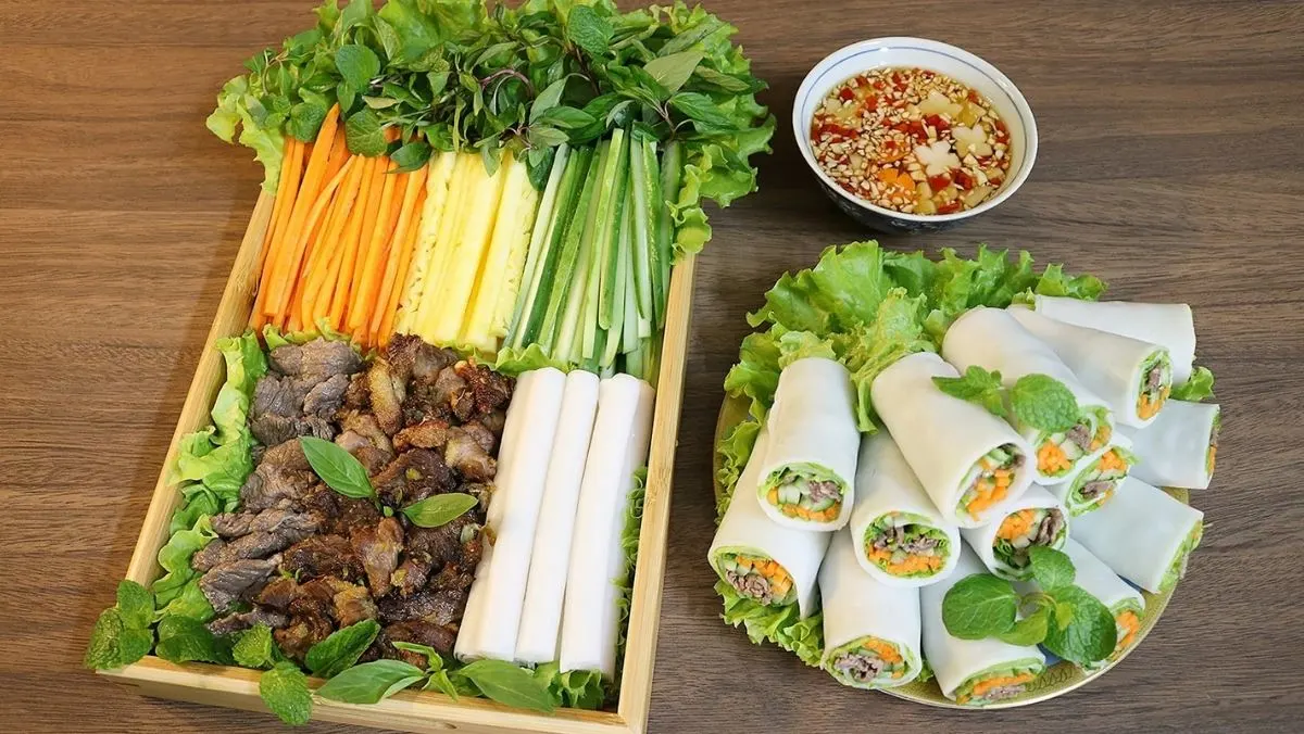 Phở cuốn mang lại sự mát lành, thanh tao, là món ăn lý tưởng cho ngày hè.